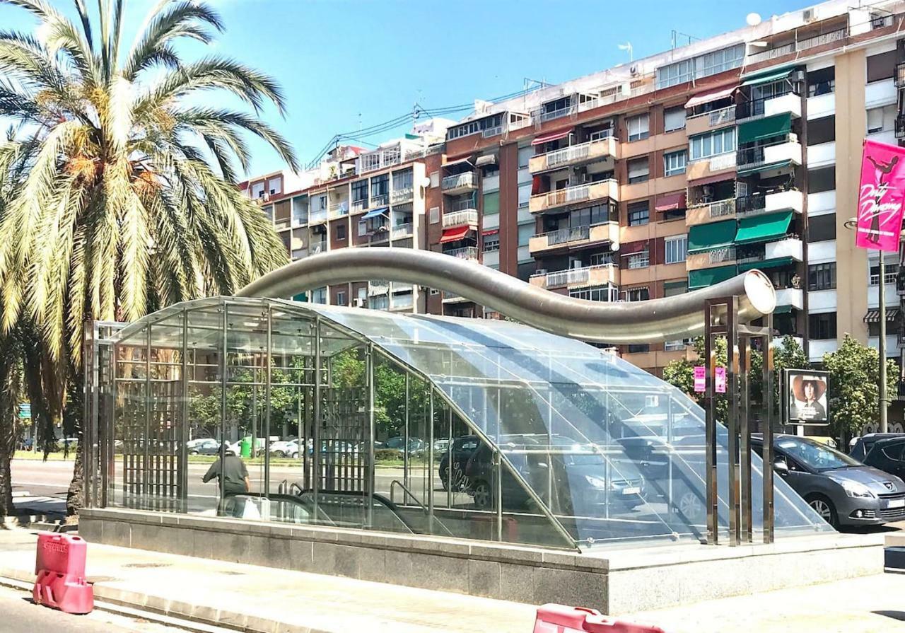 Cozy Apartment In Valencia! Wi-Fi ! Экстерьер фото