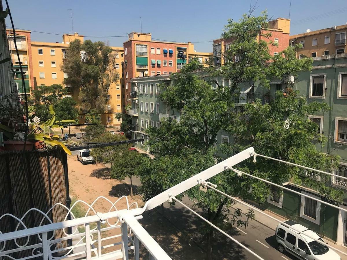 Cozy Apartment In Valencia! Wi-Fi ! Экстерьер фото
